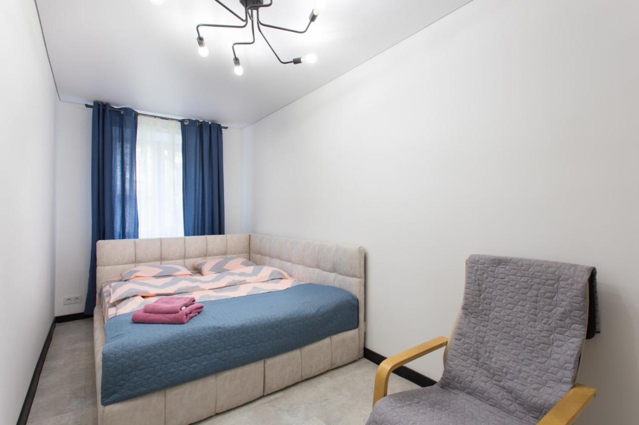 Apartment On 23 Serpnya Charkov Buitenkant foto