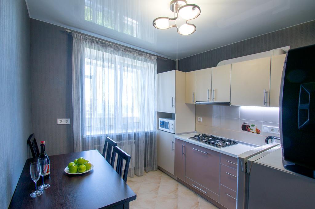 Apartment On 23 Serpnya Charkov Buitenkant foto